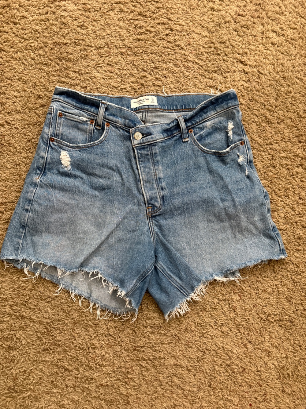Abercrombie The Dad Short High Rise Crossover Short Women’s 12